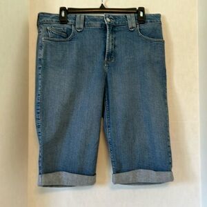 NYDJ Bermuda shorts.